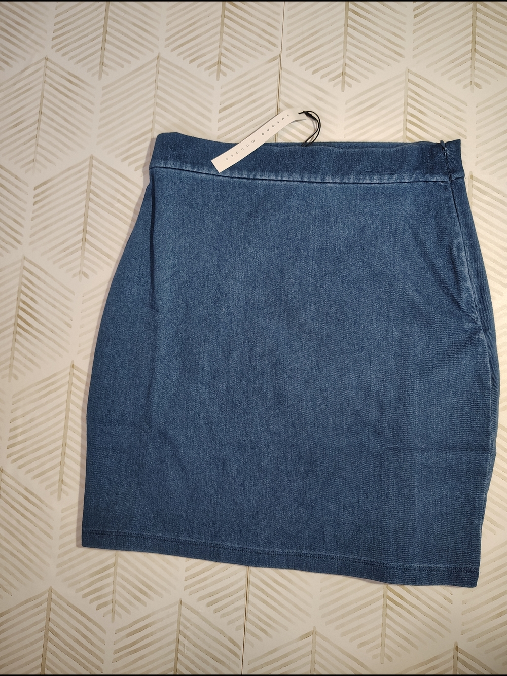 Susana Monaco Light Classic‎ Blue Denim Pencil Skirt Nwt Medium